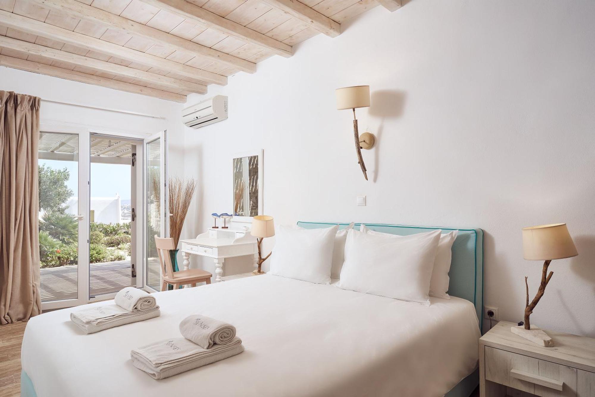 Villa Petrolefko By Ethos Hospitality Ornos  Exterior photo